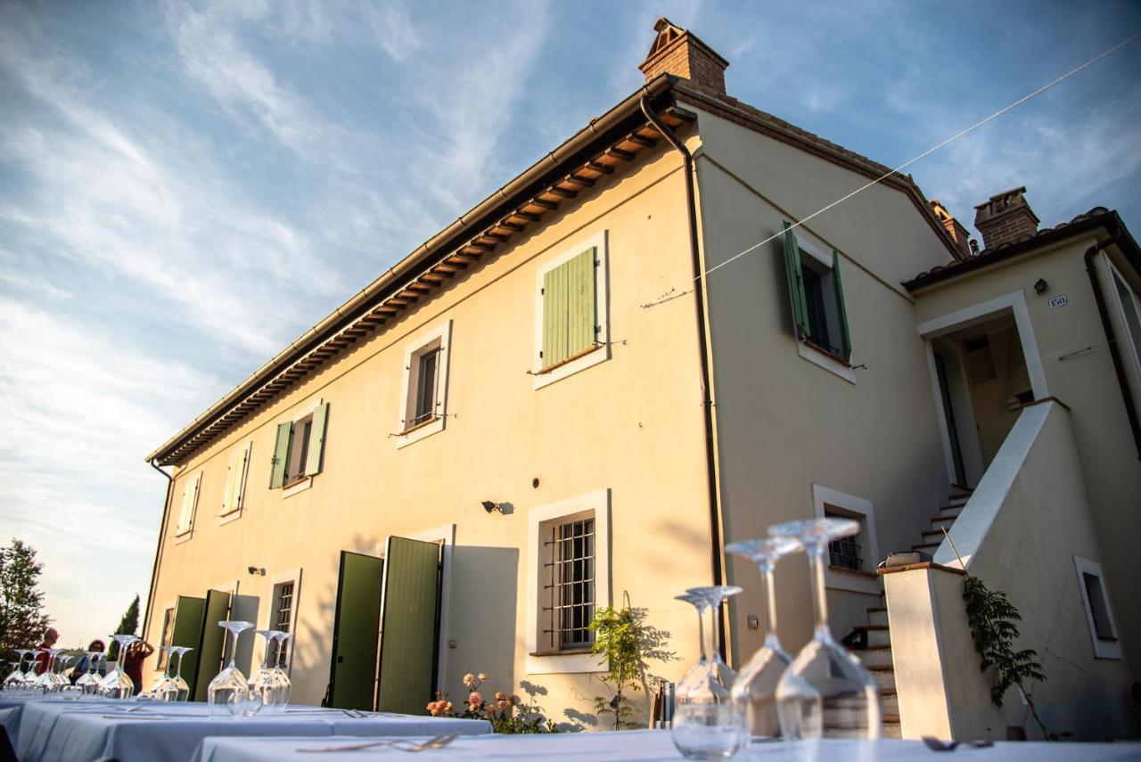 Recchi Franceschini Bike Hotel Last - Minute - Availability Montalto delle Marche Dış mekan fotoğraf
