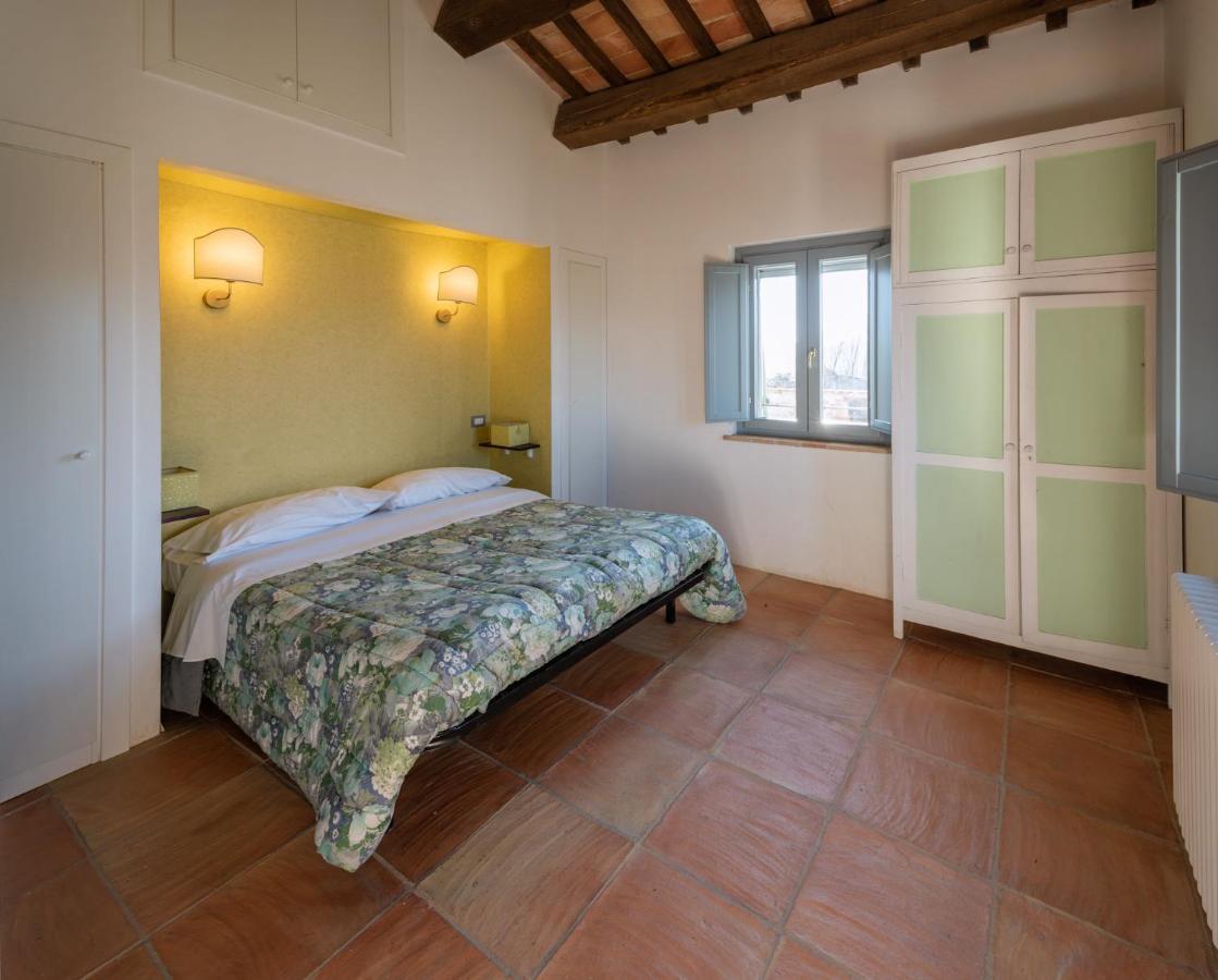 Recchi Franceschini Bike Hotel Last - Minute - Availability Montalto delle Marche Dış mekan fotoğraf