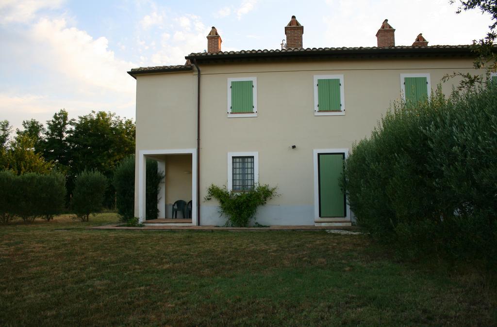 Recchi Franceschini Bike Hotel Last - Minute - Availability Montalto delle Marche Dış mekan fotoğraf